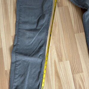 Levis 511 32 W x 30 L